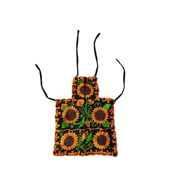 Mexican womas embroidered apron mothers day gift - Picture 5 of 5